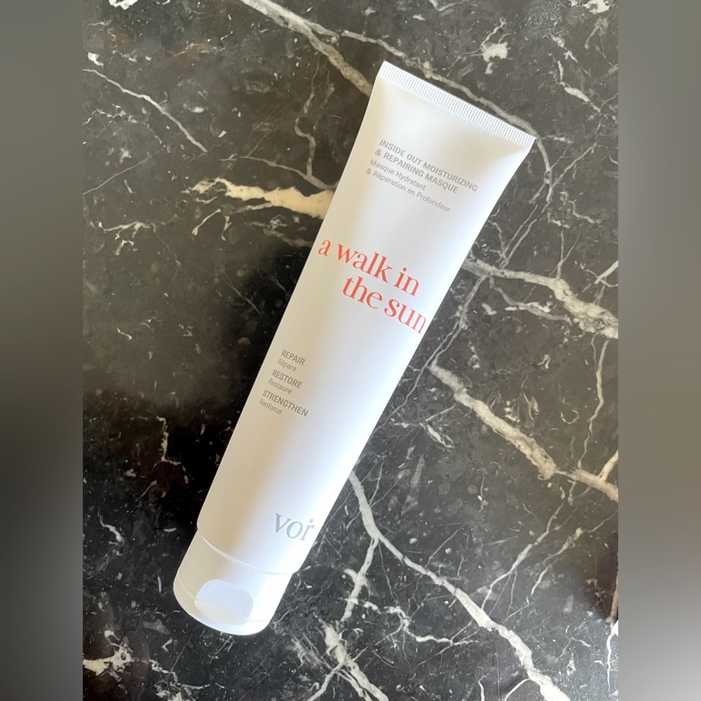 Voir A Walk In the Sun Repair Mask